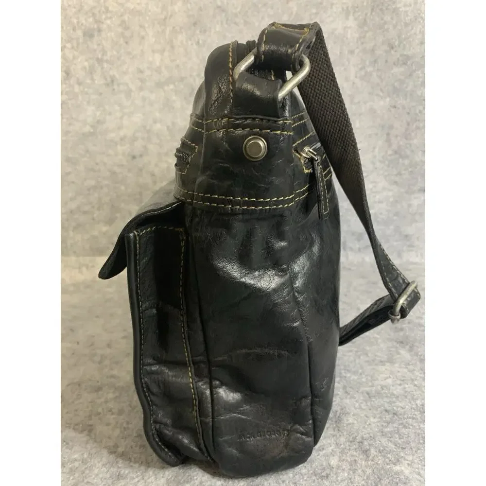 Jack Georges Voyager Crossbody Bag Black Leather Flap Zip Pockets Mens 7205